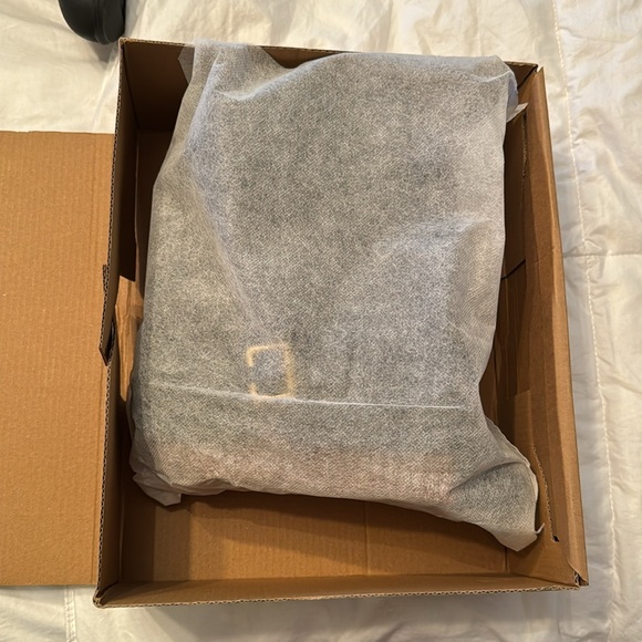 Black knee high boots with built in top brn/white sock detail size 41/women’s 9 - Picture 4 of 7